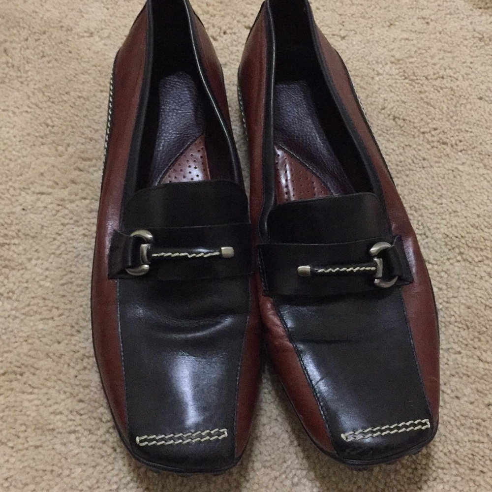 Pair of flats shoes
